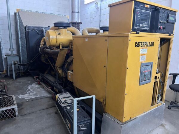 Caterpillar 3412 906 kVA Diesel Generator