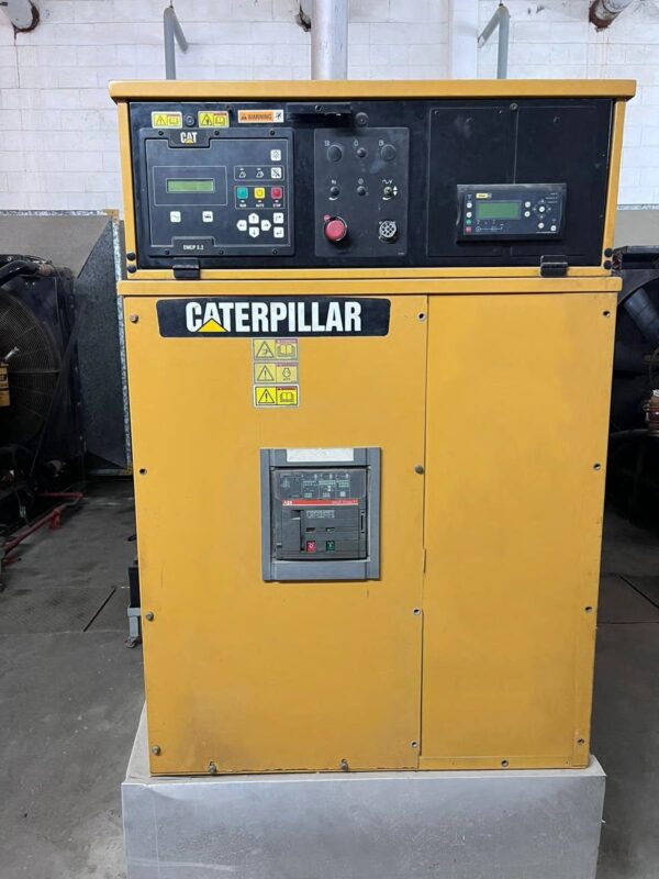 Caterpillar C27 906 kVA Diesel Generator